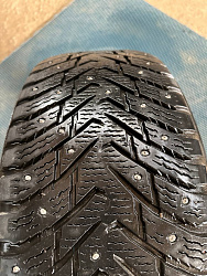 Nokian HakkapePellita 8S 235/55 R19