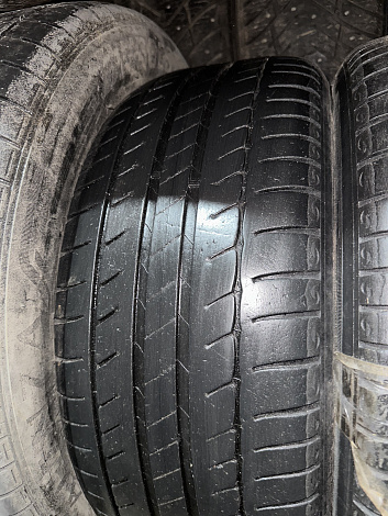 Michelin 215/50 R17