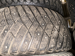 Goodyear 215/60 R16