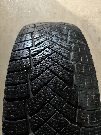 Pirelli 225/65 R17